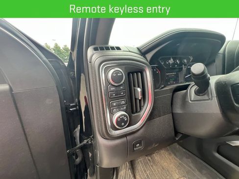 Used 2021 GMC Sierra 1500 Elevation w/ X31 Off-Road Package AWD/4WD image 15