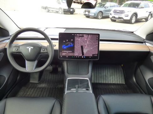 Used 2023 Tesla Model 3 Standard Range RWD image 16