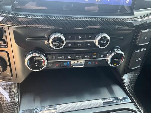 Used 2022 Ford F150 Lariat w/ Equipment Group 502A High AWD/4WD image 26