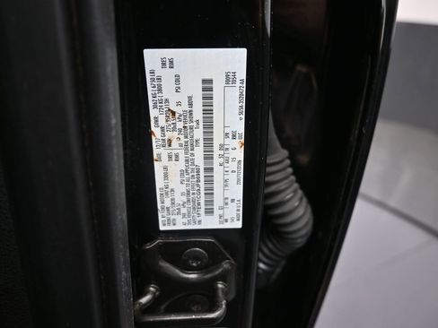 Used 2018 Ford F150 Platinum image 19