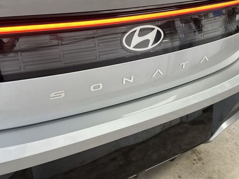 Used 2026 Hyundai Sonata SEL FWD image 10