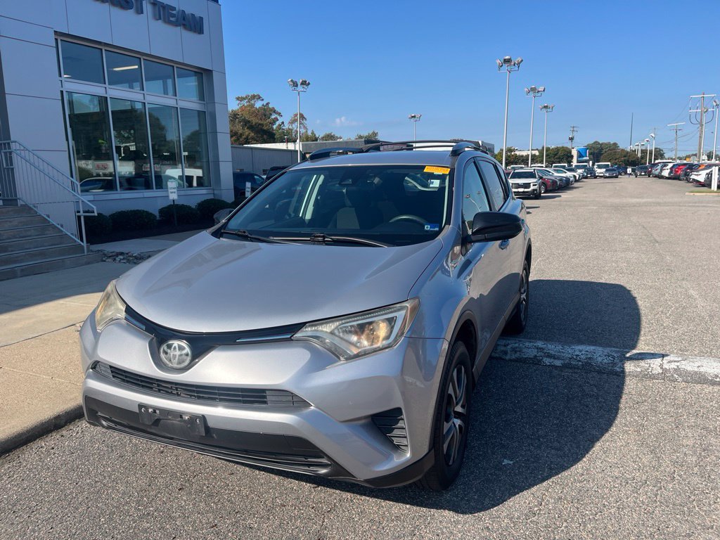 Used 2017 Toyota RAV4 LE w/ All Weather Liner Package AWD/4WD image 7