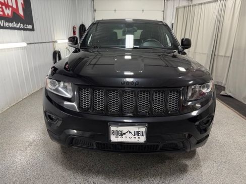 Used 2014 Jeep Grand Cherokee Altitude AWD/4WD image 2