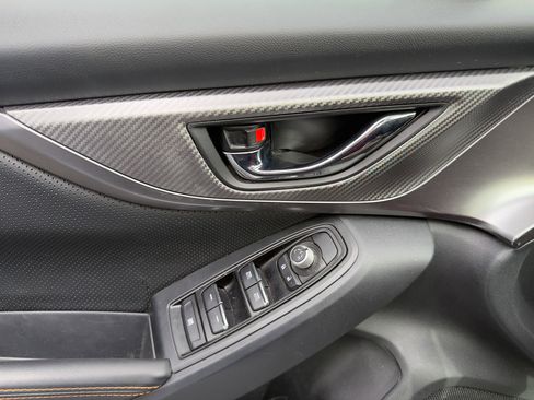 Used 2022 Subaru Crosstrek 2.5i Limited w/ Moonroof Package 1 image 16