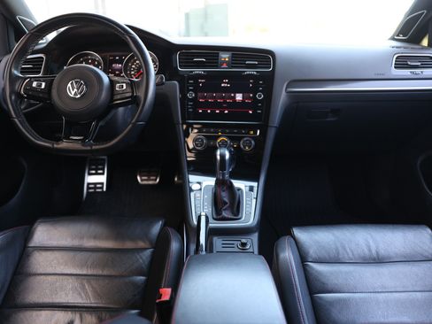 Used 2018 Volkswagen GTI Autobahn FWD image 26