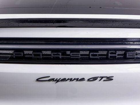 New 2026 Porsche Cayenne GTS image 14