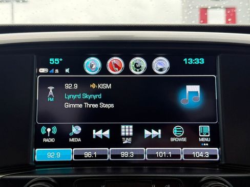 Used 2019 Chevrolet Silverado 1500 LT w/ All Star Edition image 23