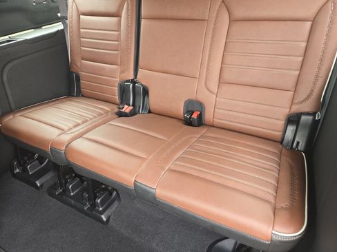 Used 2023 GMC Yukon XL Denali Ultimate AWD/4WD image 33