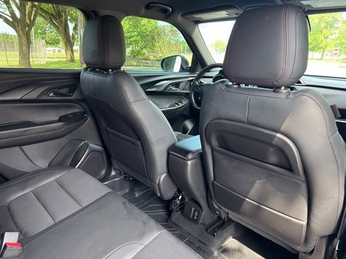Used 2021 Chevrolet TrailBlazer RS w/ Convenience Package FWD image 28