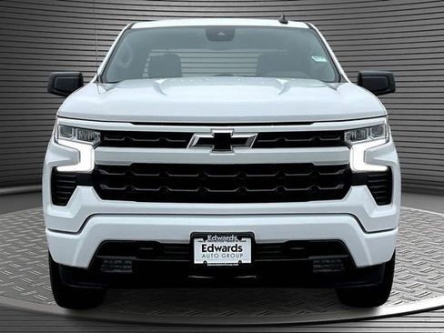 Used 2023 Chevrolet Silverado 1500 RST AWD/4WD image 2