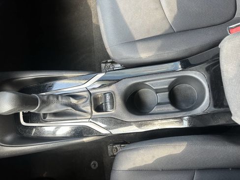 Used 2020 Toyota Corolla LE image 28