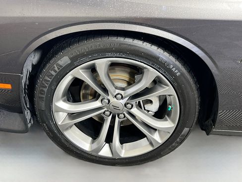 Used 2022 Dodge Challenger R/T RWD image 13