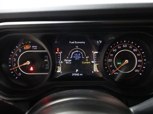 Used 2025 Jeep Wrangler Unlimited Rubicon image 39