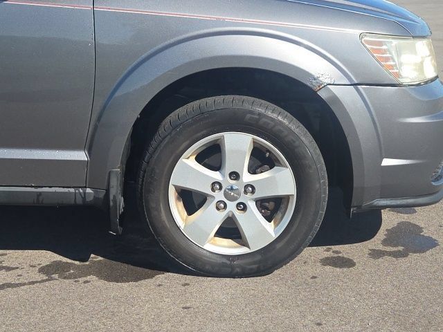 Used 2012 Dodge Journey American Value Package w/ Flexible Seating Group FWD image 4