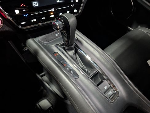 Used 2022 Honda HR-V EX-L image 19