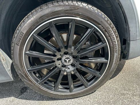 Used 2021 Mercedes-Benz GLB 250 image 36