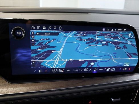 New 2026 Chevrolet Suburban High Country AWD/4WD image 25