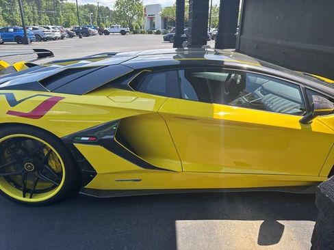 Used 2016 Lamborghini Aventador LP 700-4 AWD/4WD image 9