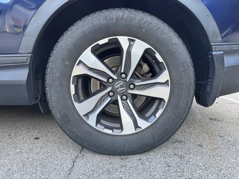 Used 2017 Honda CR-V LX image 10