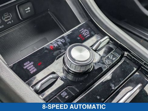Used 2023 Jeep Grand Cherokee Overland w/ Luxury Tech Group IV AWD/4WD image 26