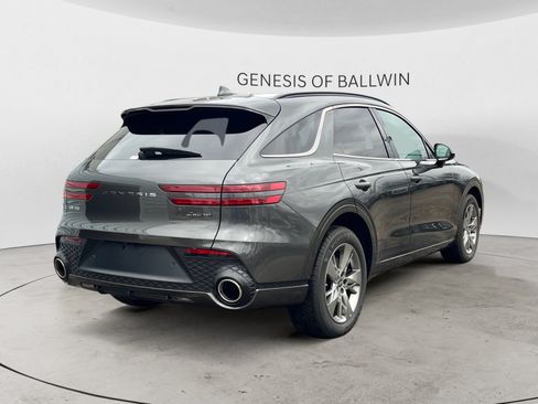 Used 2025 Genesis GV70 3.5T Sport AWD/4WD image 8