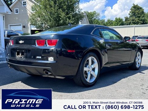 Used 2011 Chevrolet Camaro LT w/ Silver Stripe Package RWD image 7