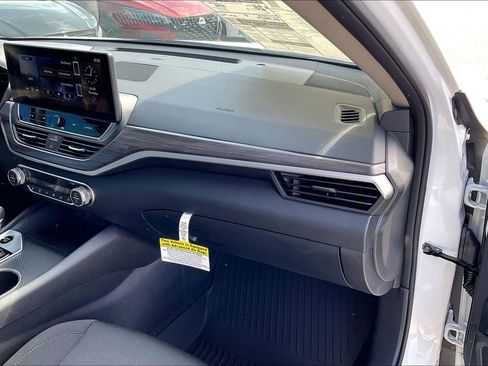 New 2026 Nissan Altima 2.5 SV w/ SV Special Edition Package AWD/4WD image 20