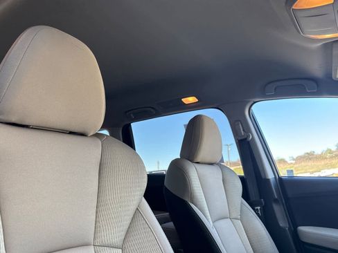 Used 2024 Subaru Ascent Premium w/ Convenience Package image 19