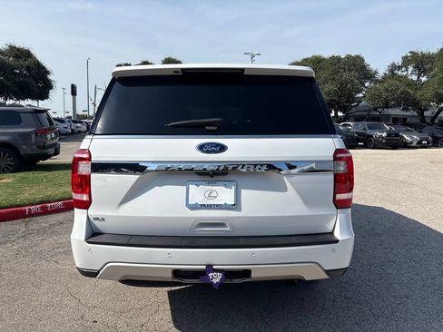 Used 2020 Ford Expedition XLT w/ Equipment Group 201A RWD image 4
