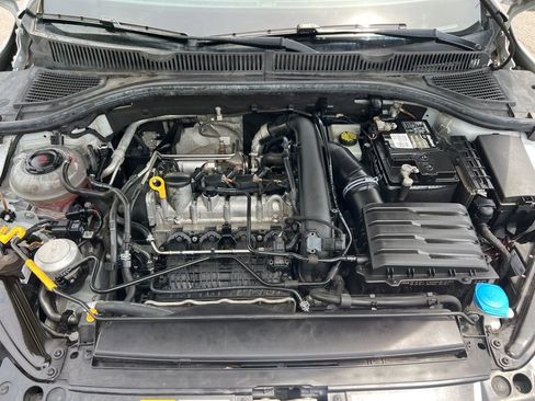 Used 2019 Volkswagen Jetta R-Line FWD image 11
