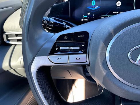 Used 2023 Hyundai Elantra SEL w/ Convenience Package image 23