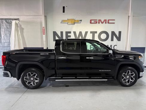 New 2026 GMC Sierra 1500 SLT w/ SLT Premium Package AWD/4WD image 35