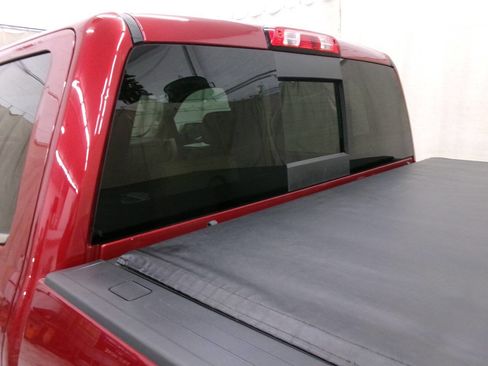 Used 2018 GMC Sierra 1500 Denali image 7