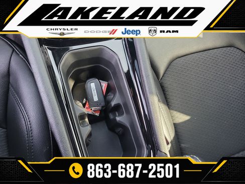 Used 2022 Jeep Compass Latitude FWD image 25