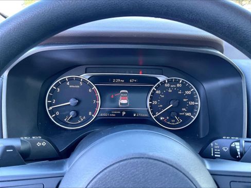 Used 2023 Nissan Rogue S image 21