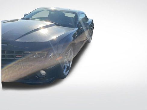 Used 2011 Chevrolet Camaro SS w/ RS Package image 2