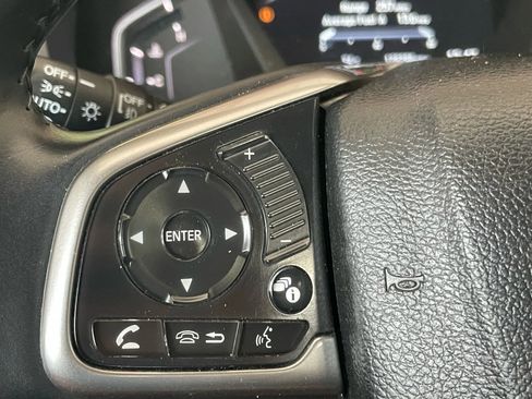 Used 2017 Honda CR-V Touring image 18