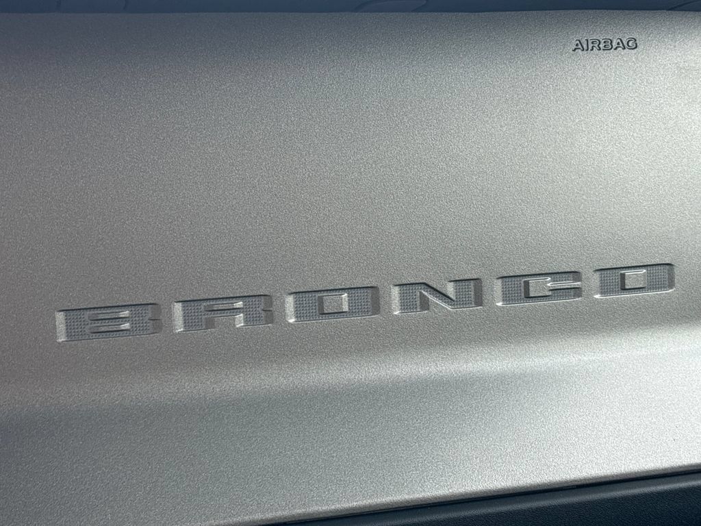 New 2026 Ford Bronco Outer Banks AWD/4WD image 41