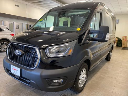 New 2026 Ford Transit 250 148 Medium Roof Extended AWD w/ Exterior Upgrade Package image 4