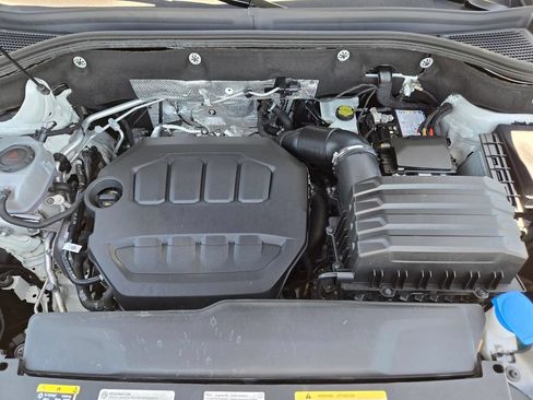 Used 2024 Volkswagen Atlas SE AWD/4WD image 27