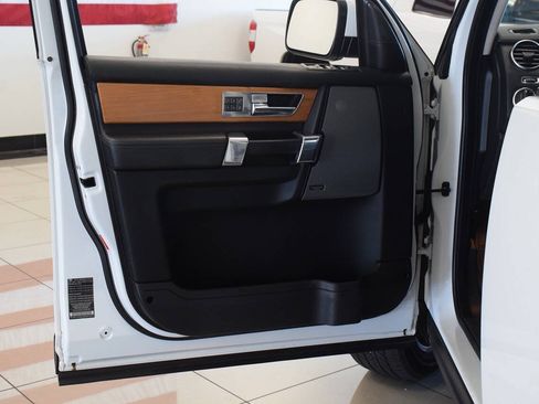Used 2012 Land Rover LR4 HSE LUX AWD/4WD image 9