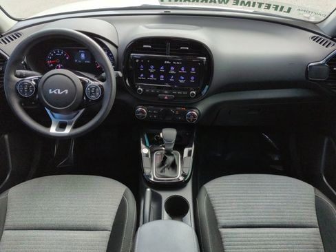 Used 2022 Kia Soul S image 15