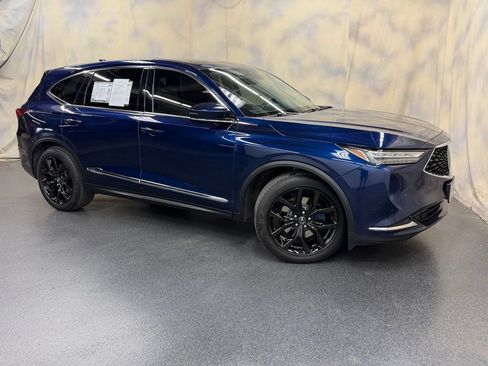 Certified 2023 Acura MDX SH-AWD w/ Technology Package image 8