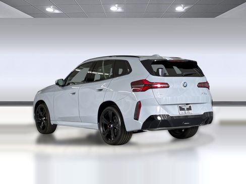 New 2026 BMW X3 xDrive30i w/ M Sport Package AWD/4WD image 3