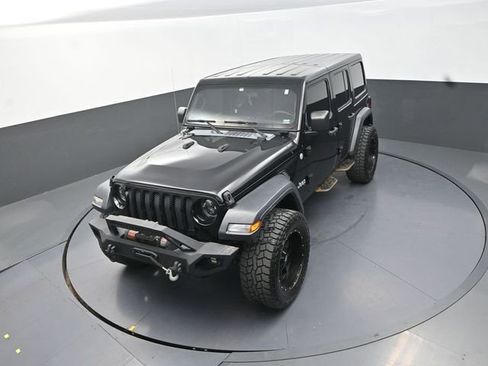 Used 2019 Jeep Wrangler Unlimited Sport S AWD/4WD image 14