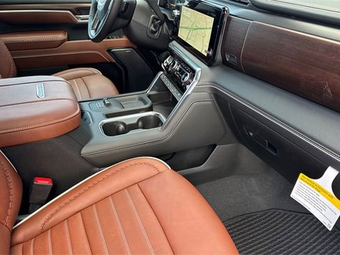 New 2026 GMC Sierra 3500 Denali Ultimate image 17