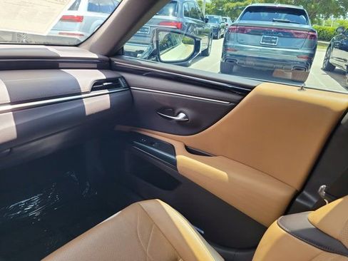 Used 2021 Lexus ES 350 w/ Accessory Package 2 FWD image 14