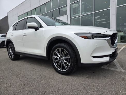 Used 2019 MAZDA CX-5 Signature AWD/4WD image 16