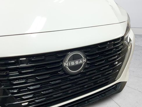 Used 2024 Nissan Sentra SV FWD image 31