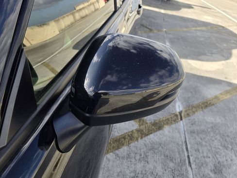 Used 2024 Honda HR-V EX-L image 9